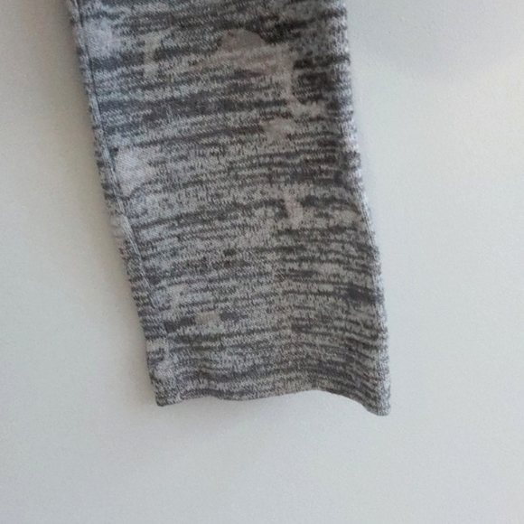 Aritzia Wilfred Free Georgia Cropped T-shirt, Grey, Womens Size Medium - Picture 6 of 8